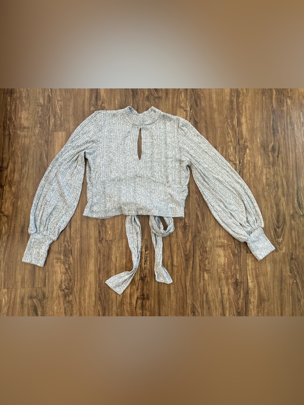 Nanamacs Women’s Gray Ribbed Open Back Long-Sleeve Sweater Size Medium